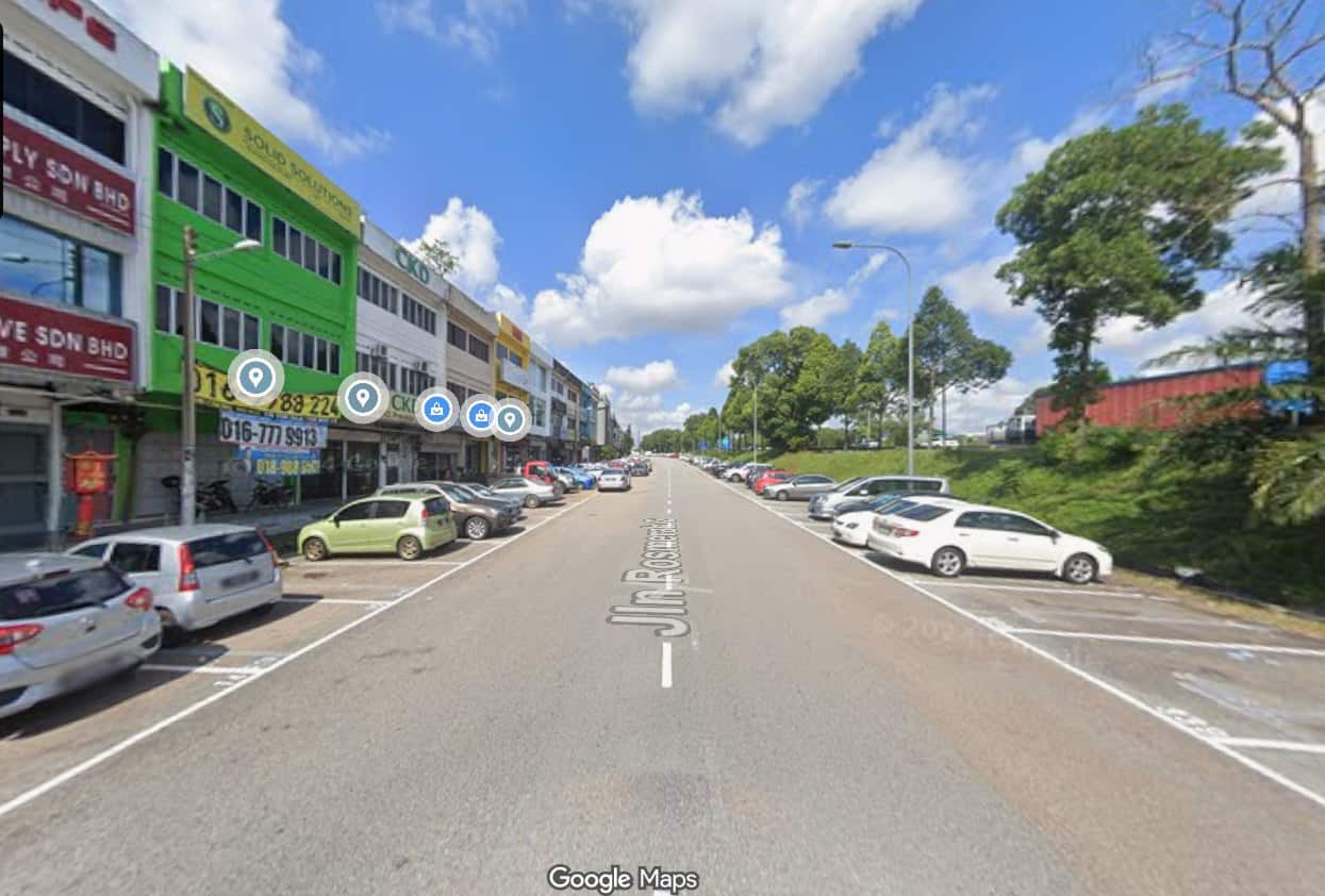 Three storey Shoplot Taman Johor Jaya