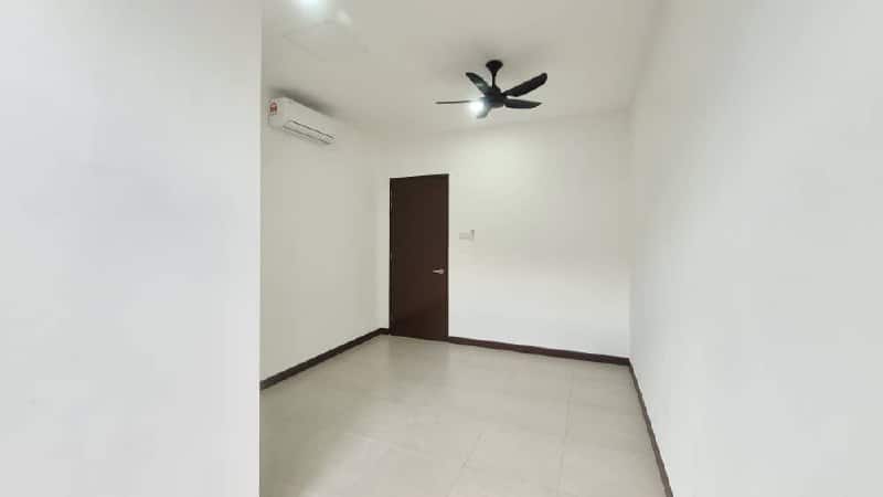 Double Storey Superlink Terrace house Aurora Sentral 2