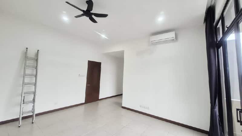 Double Storey Superlink Terrace house Aurora Sentral 3