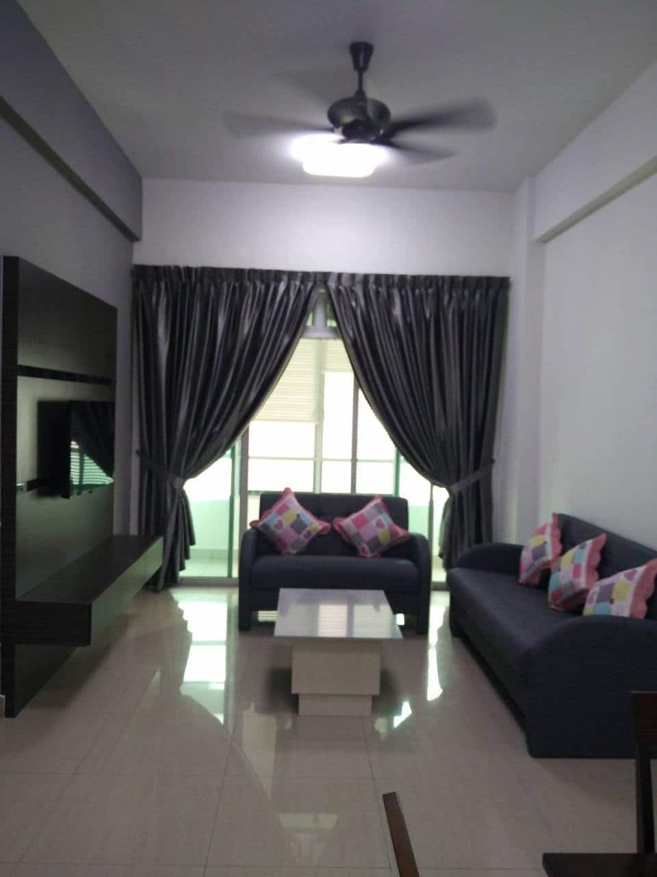 Condo Midori Green