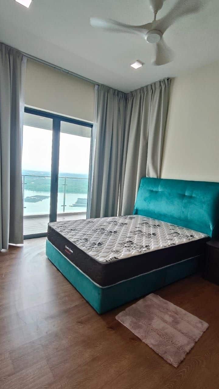 Condo Bay Laurel Country Garden Danga Bay 3