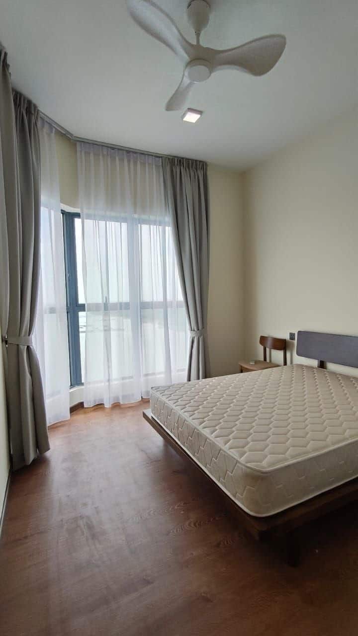 Condo Bay Laurel Country Garden Danga Bay 4