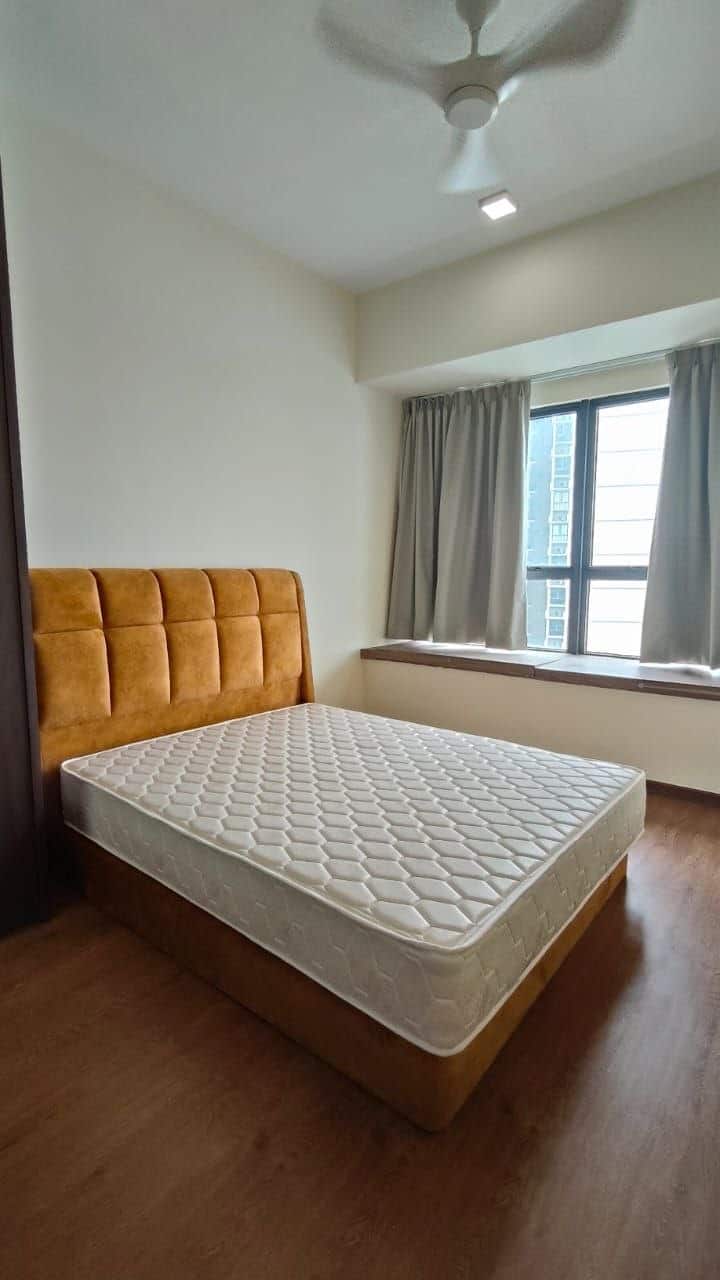 Condo Bay Laurel Country Garden Danga Bay 7