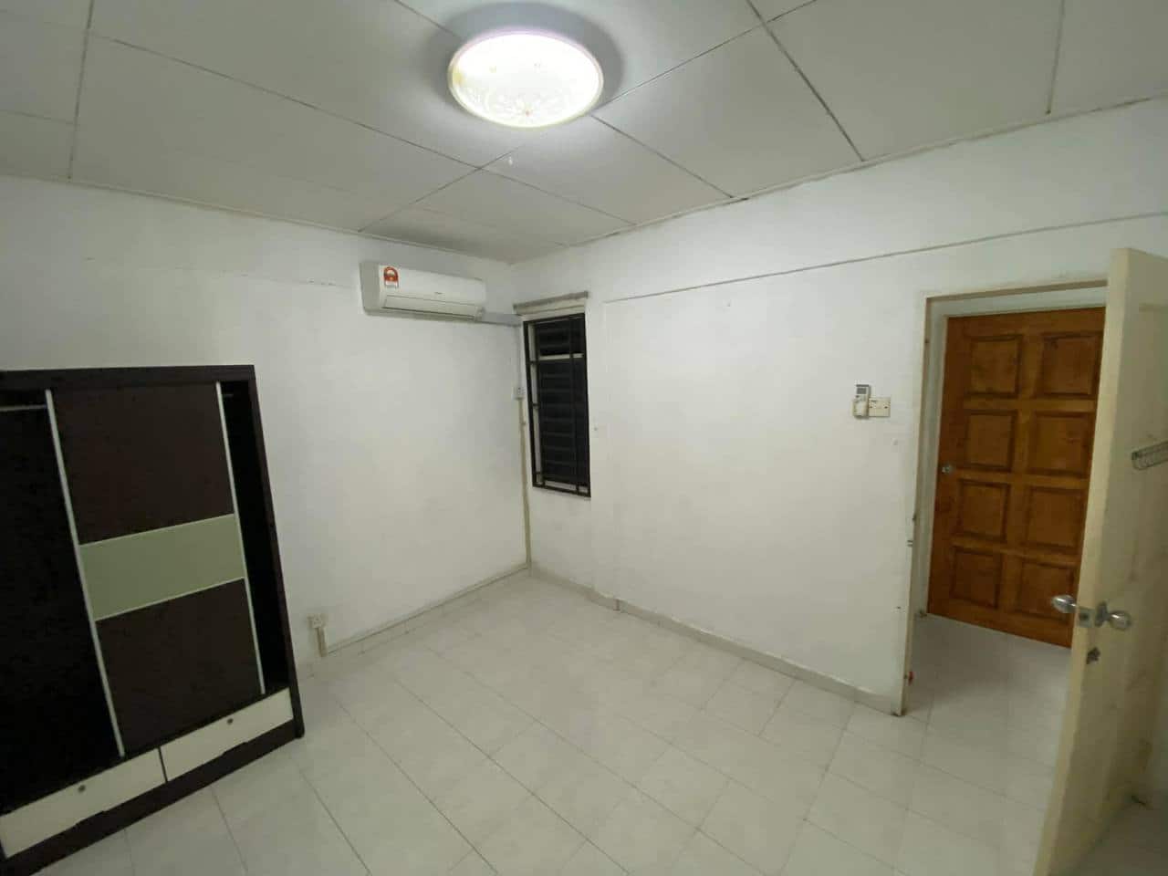 Flat Ehsan Jaya Sri Orkid 2