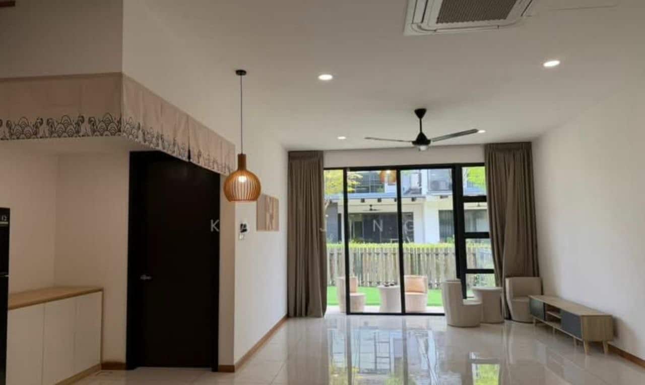 Double Storey House Waterway Residence
