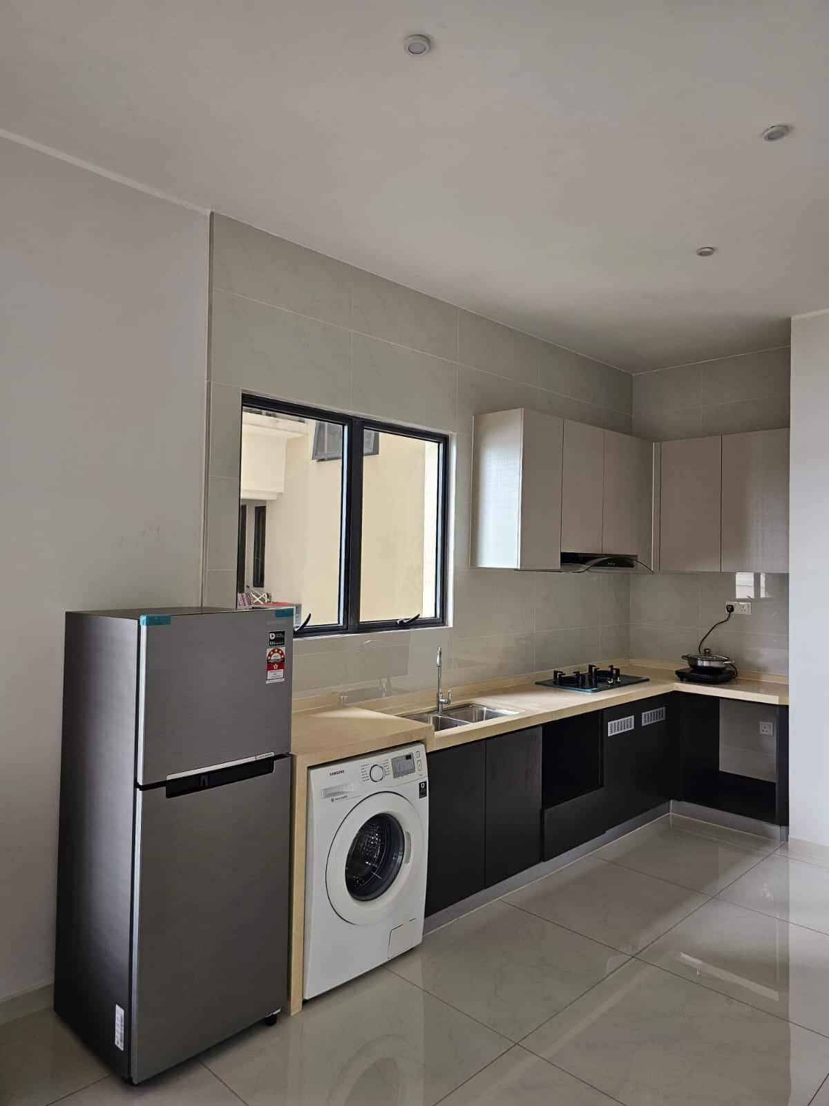 Condo Bay Laurel @ Country Garden Danga Bay 4