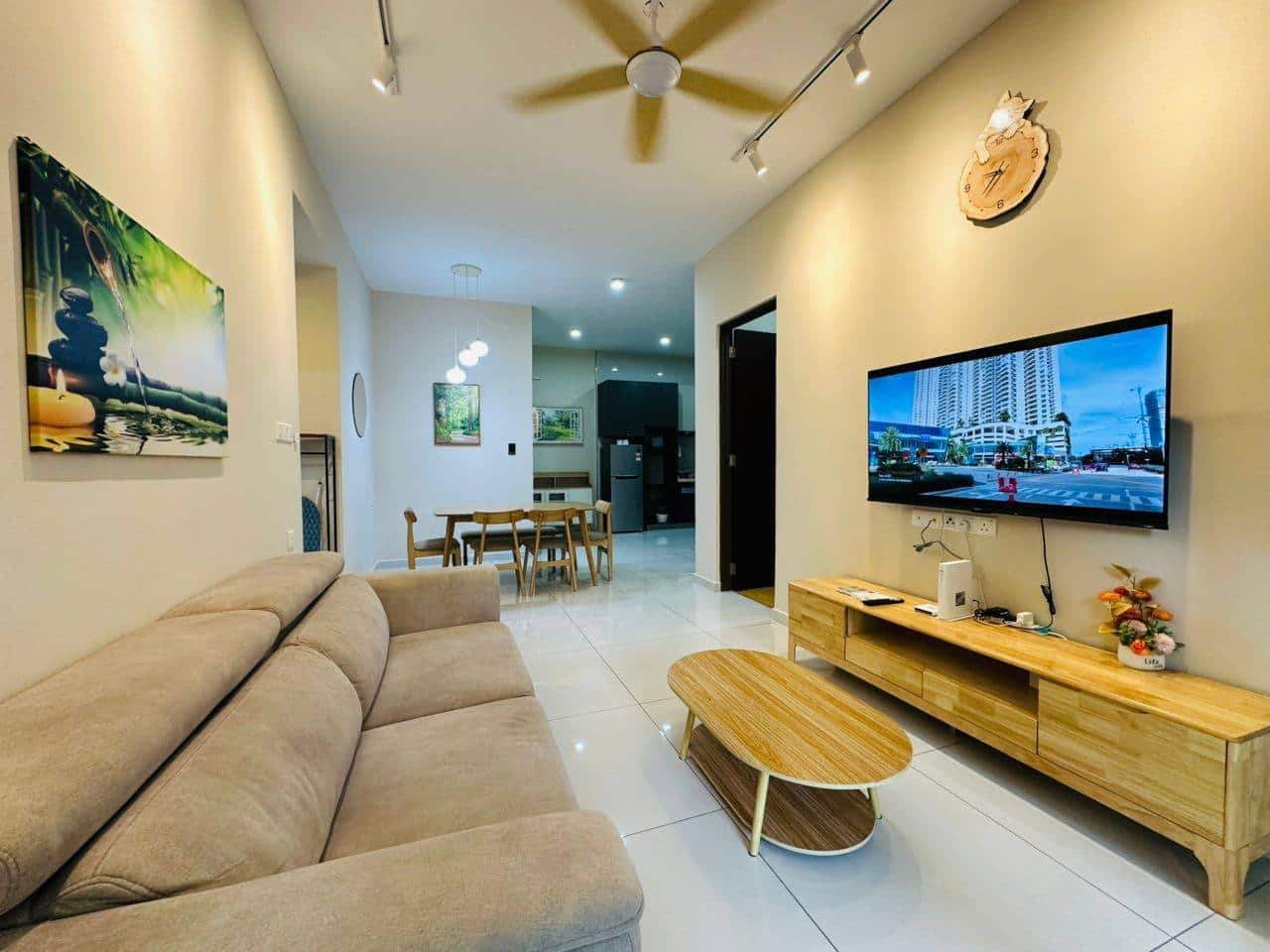 Condo Baypoint Bay Point Country Garden Danga Bay
