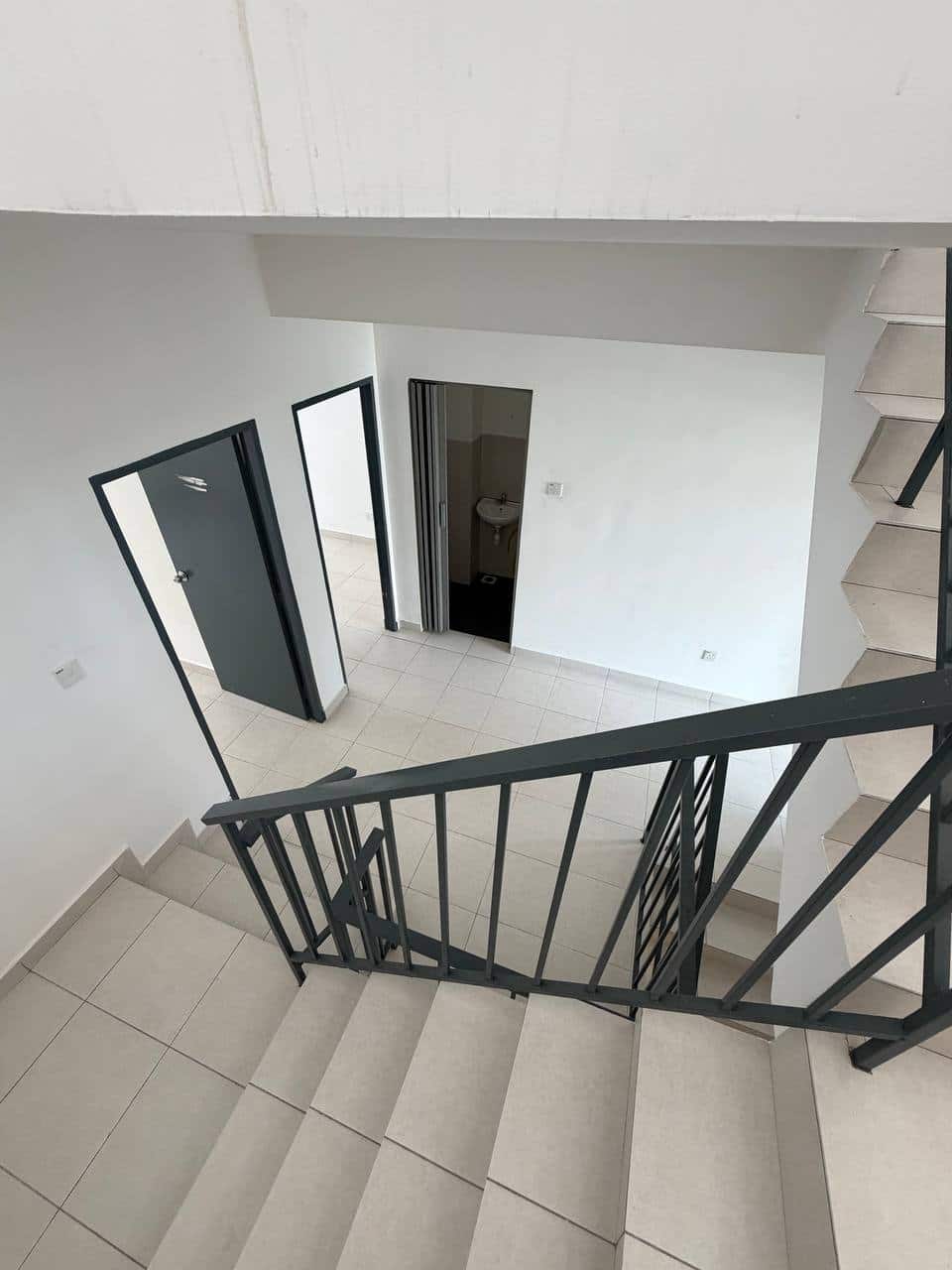 2.5 storey Pulai Mutiara 6