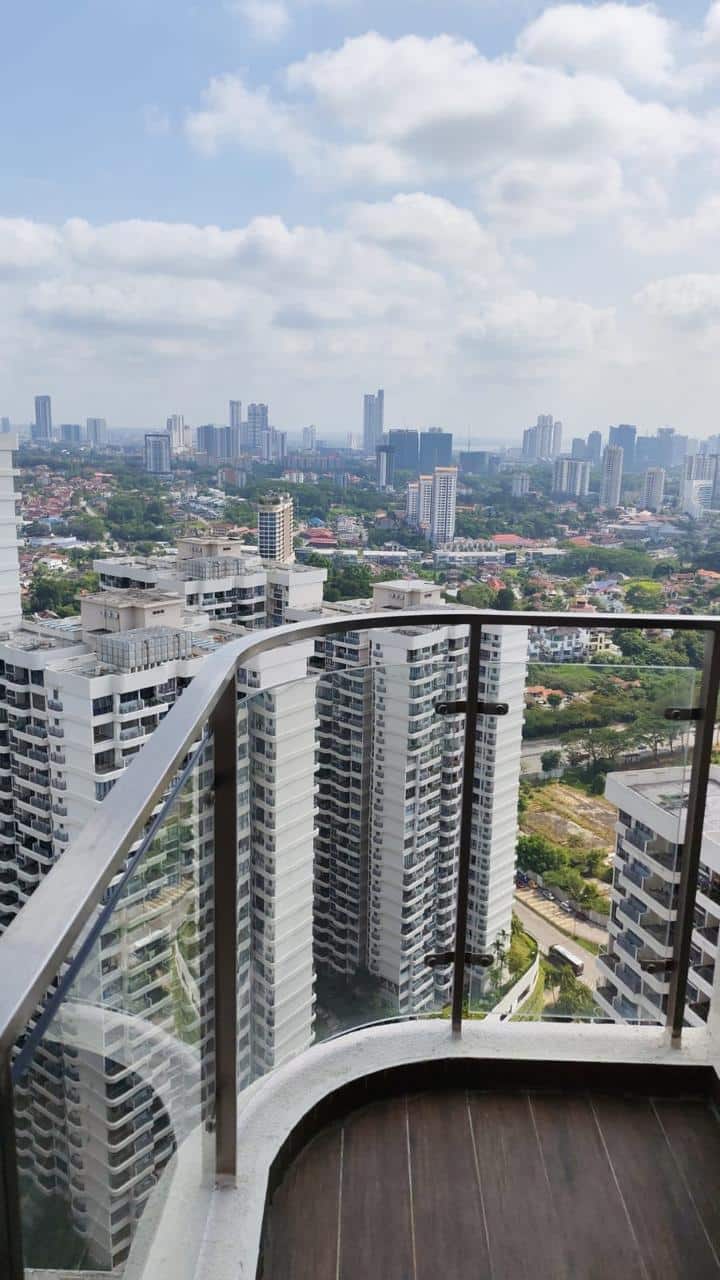 Condo Bay Laurel @ Country Garden Danga Bay 11