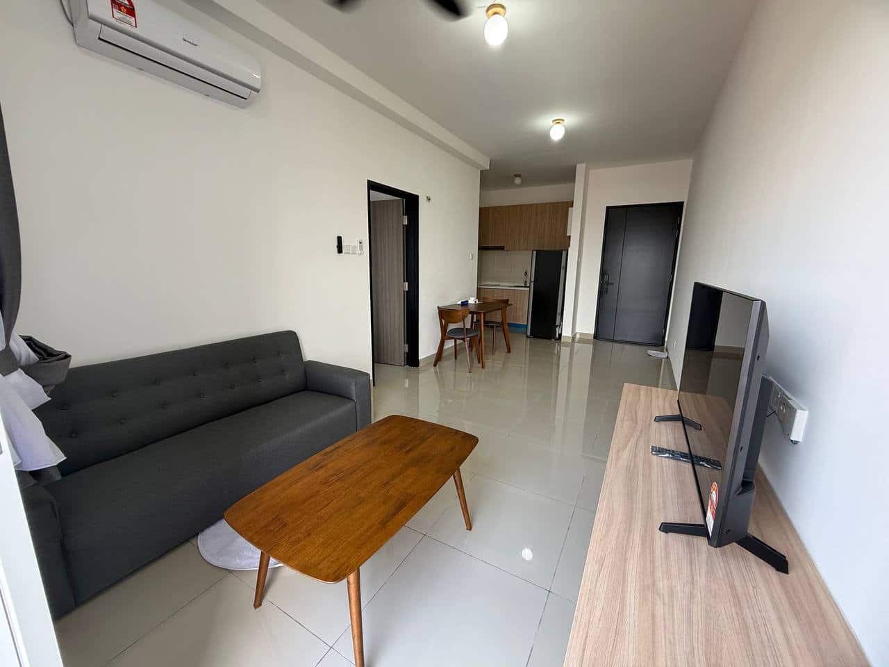 Condominium Trellis Residence 3