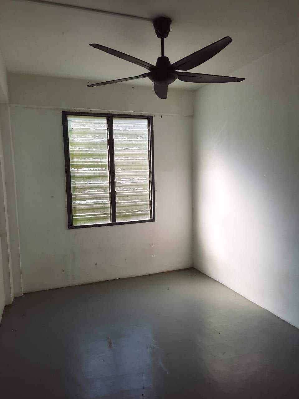 Low Cost Flat Desa Tebrau 4