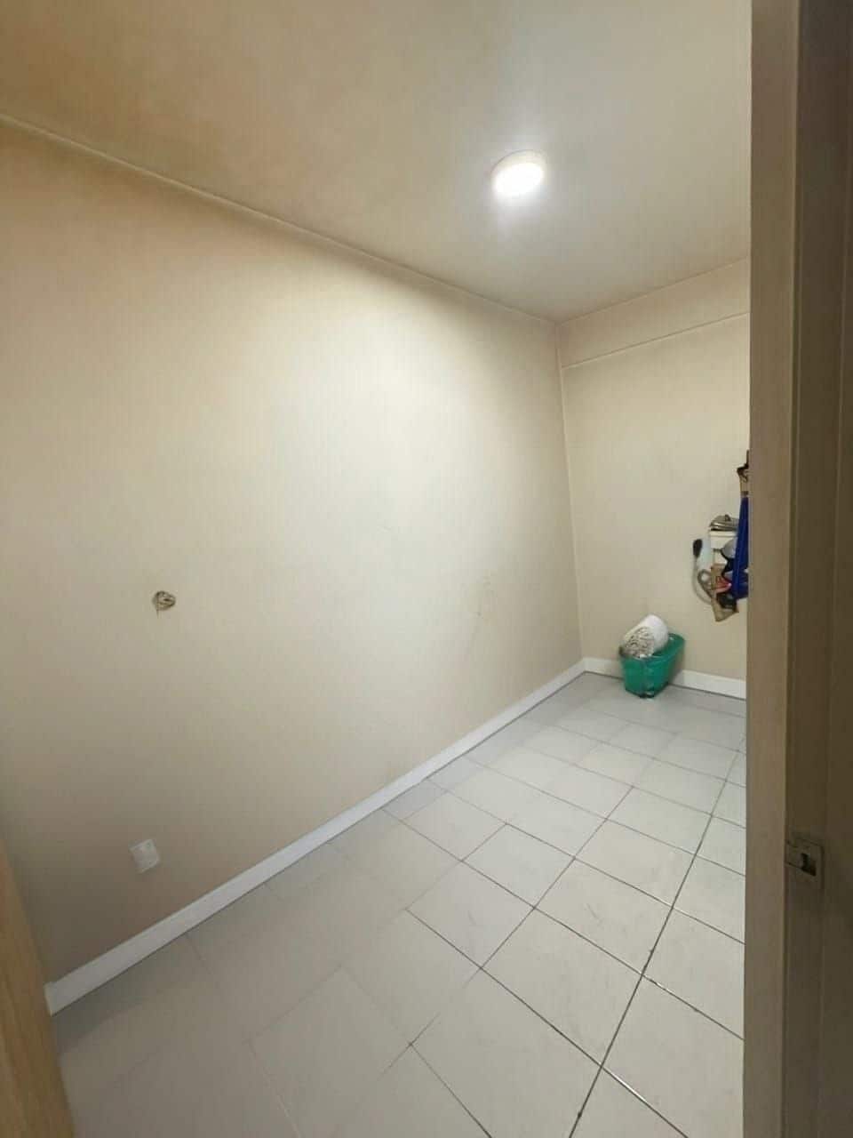 Condo Larkin Indah 6