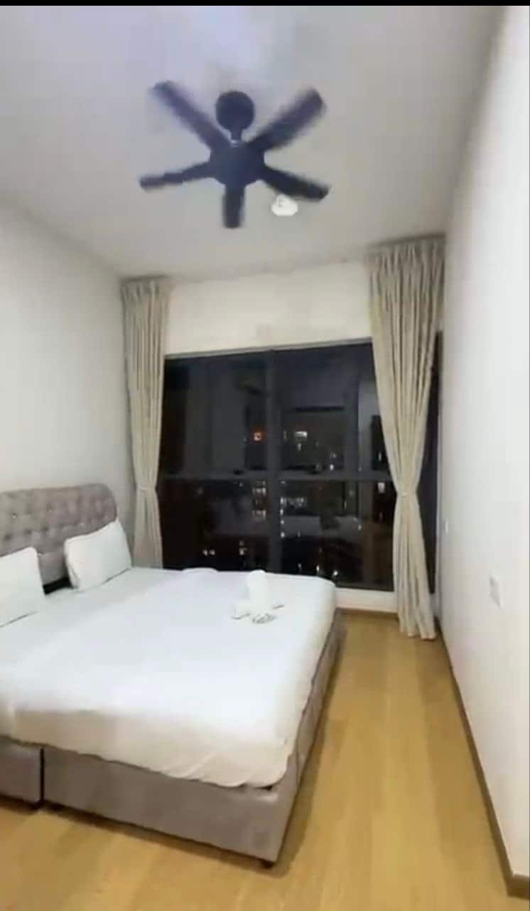 Condominium Country Garden Danga Bay 4
