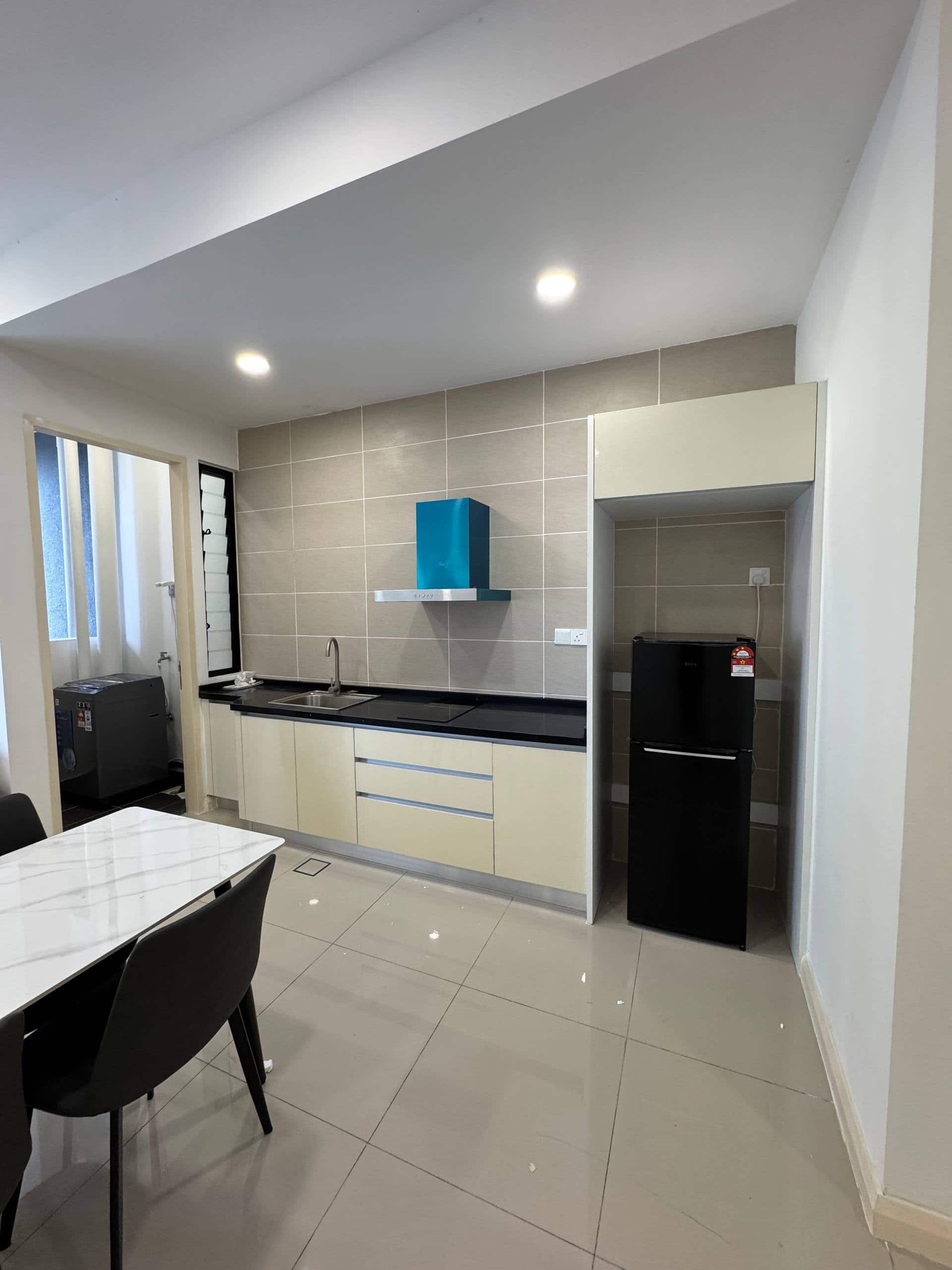 Condo Medini 6