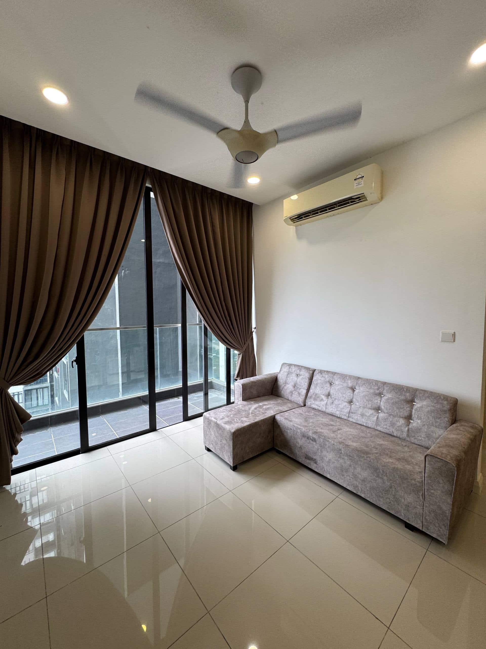 Condo Medini 2