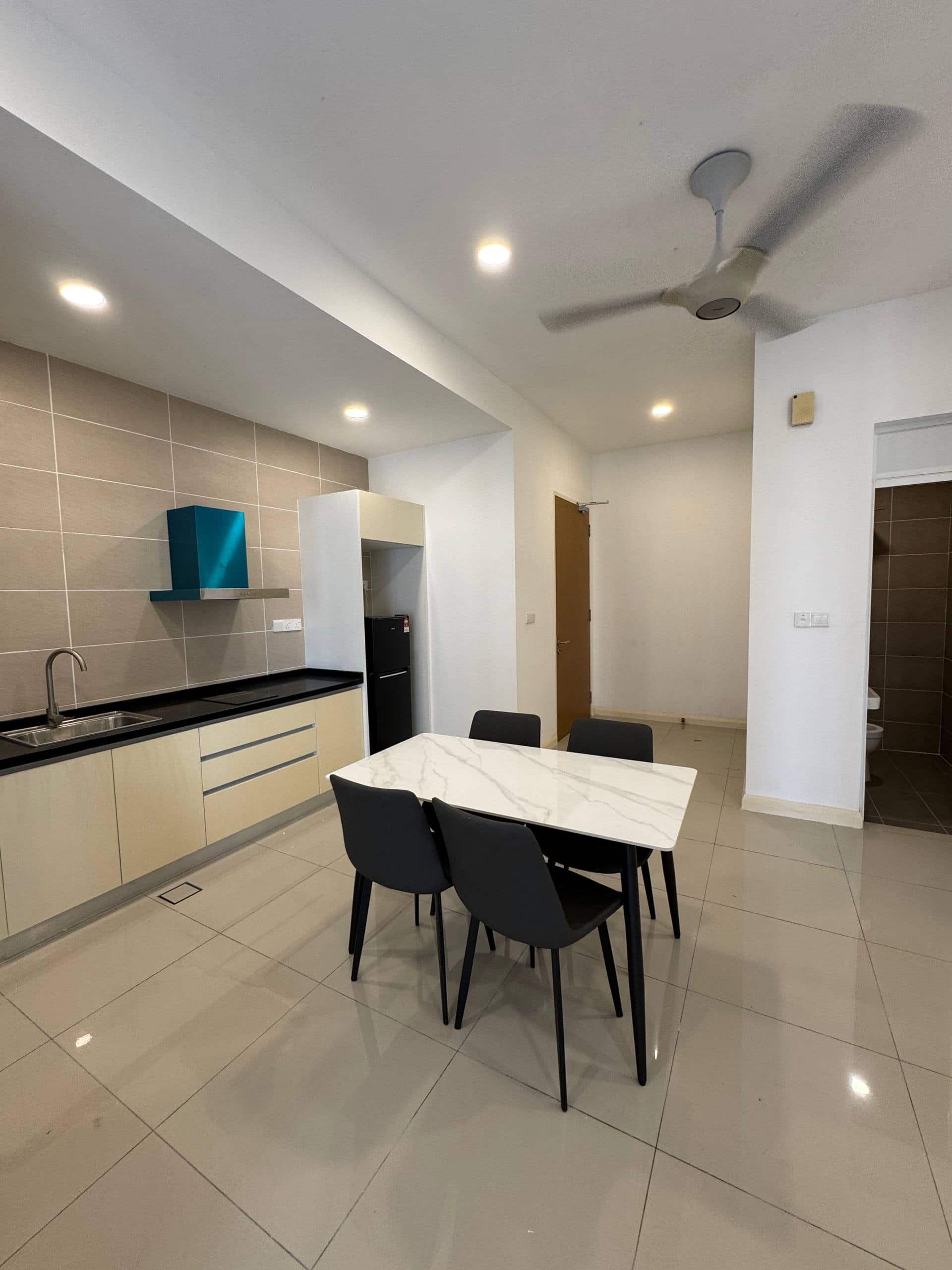 Condo Medini 5