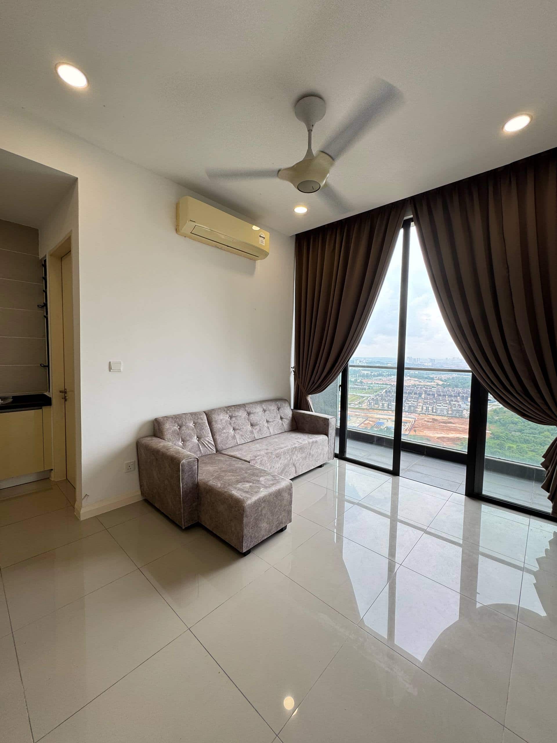 Condo Medini 3