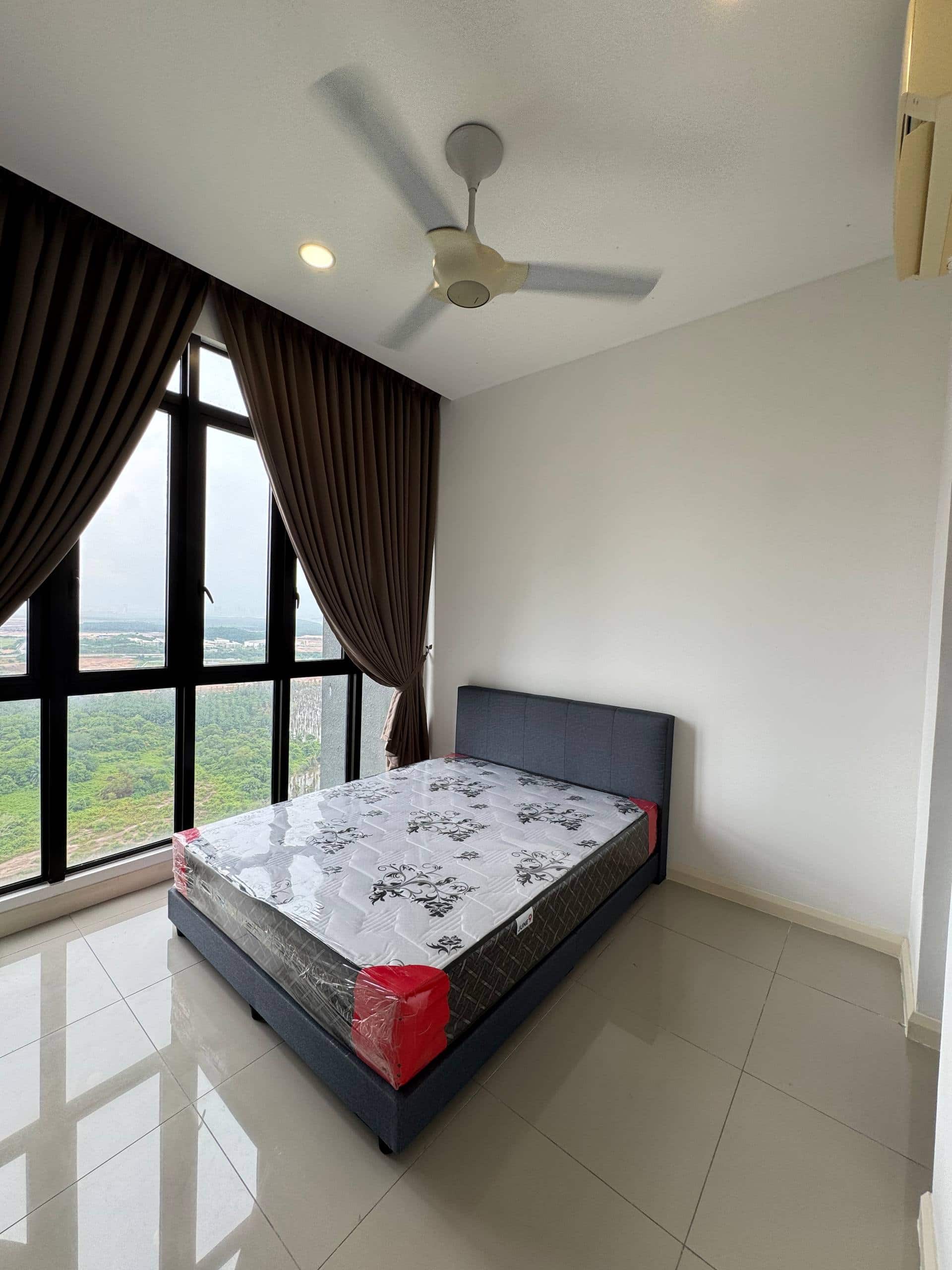 Condo Medini 2