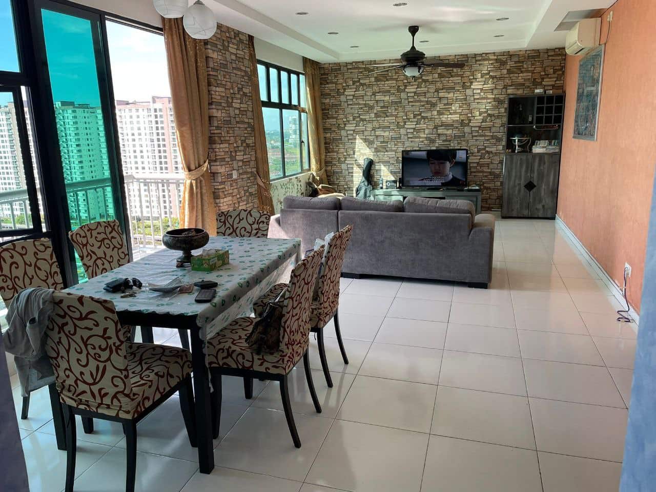 Executive Suite Bukit Indah