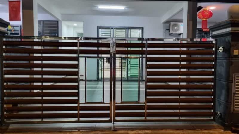 Double Storey Terrace LA Garden 2