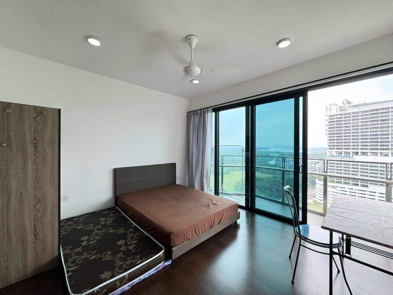 Studio Almas Suites, Puteri Harbour 3