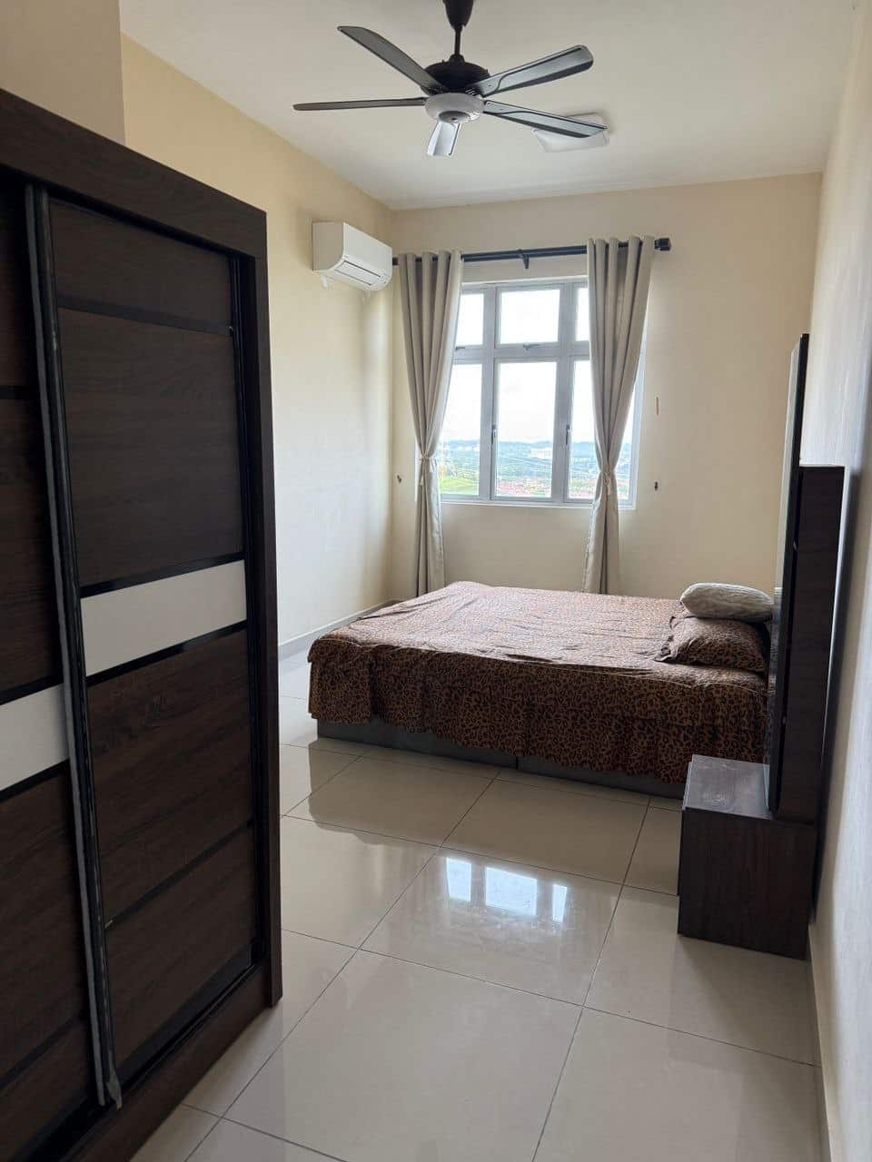 Condominium Meridin Bayvue Sierra Perdana 2