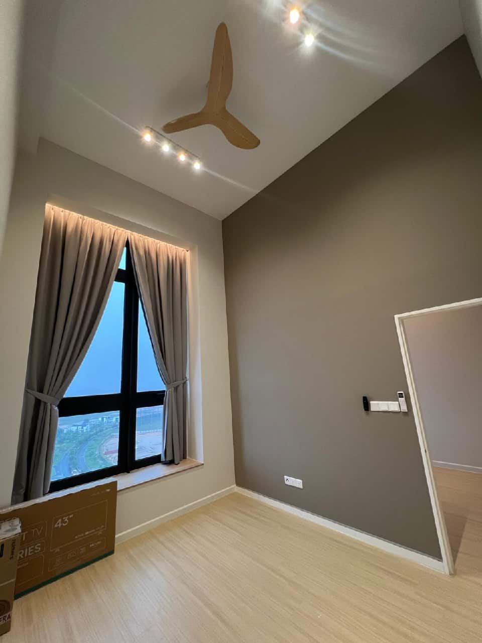 Loft Unit Jalan Medini Selatan 3 5