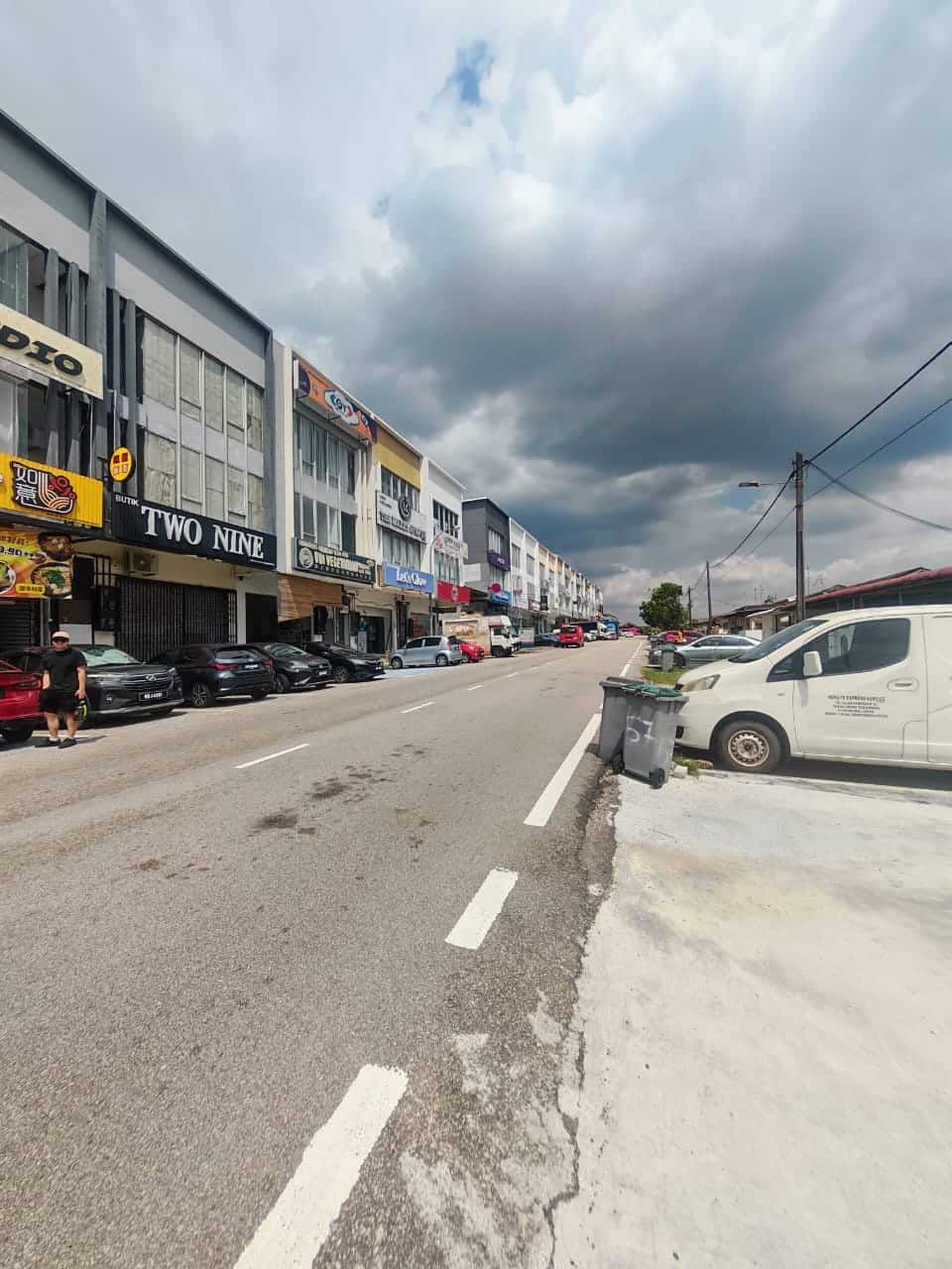 Shop Lot Taman ungku tun aminah 5