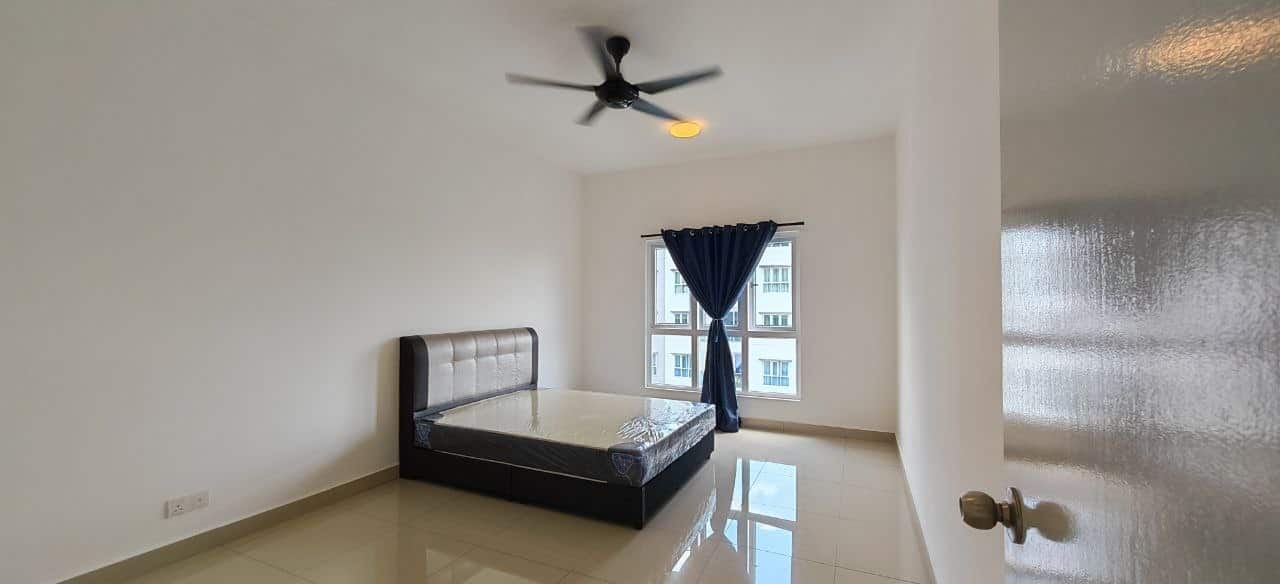 Apartment Season Amara larkin 6