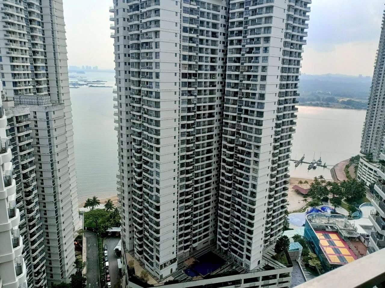 Condo Bay Point @ Country Garden Danga Bay