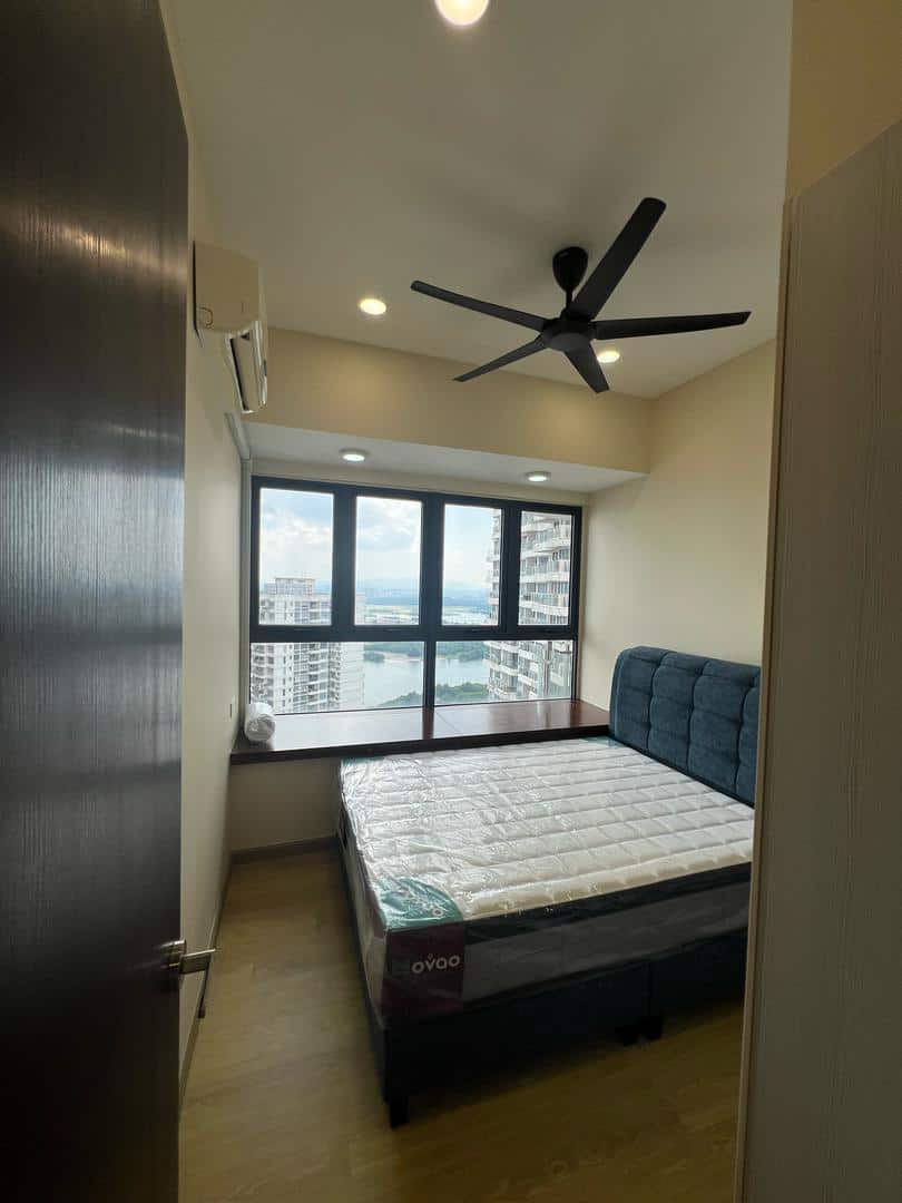 Condominium Amberside @ Country Garden Danga Bay 3