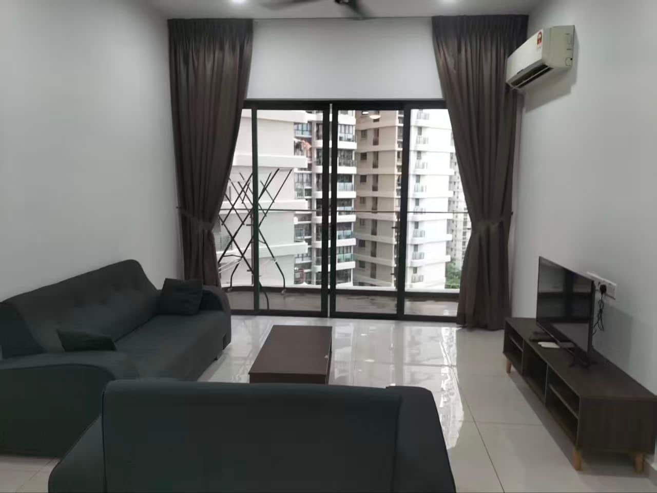 Condo WTL Bay Point @ Country Garden Danga