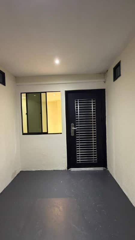 Low Cost Flat Taman Putri 7