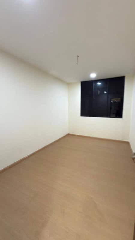 Low Cost Flat Taman Putri 4