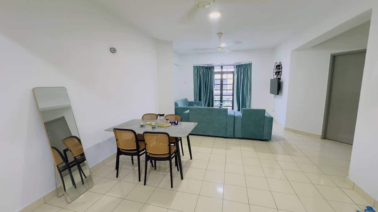 Condo Taman Stulang