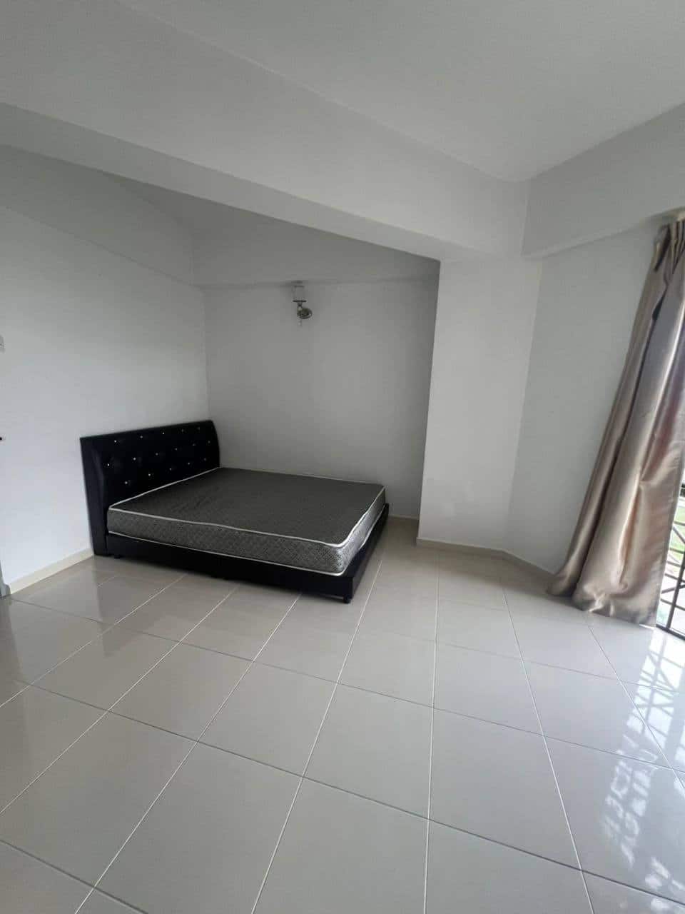Condo Taman Stulang 5