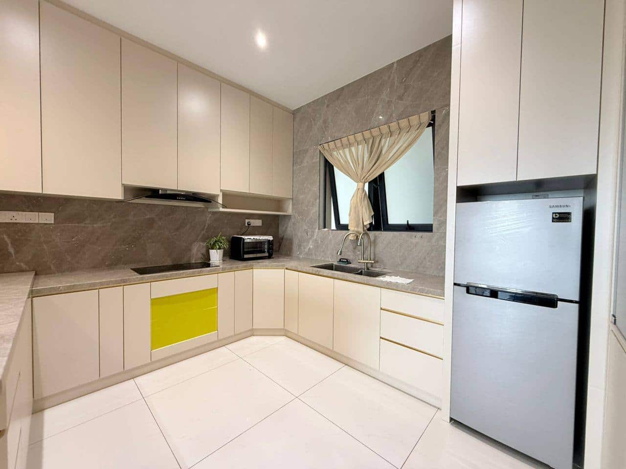 Condo Amberside Country Garden Danga Bay