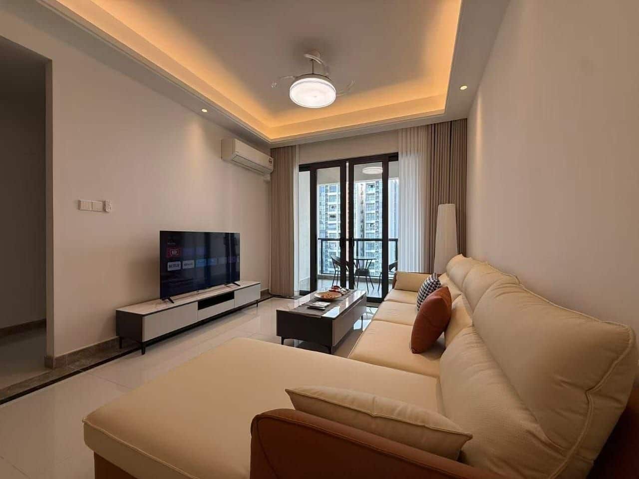 Condominium R&F Princess Cove 2
