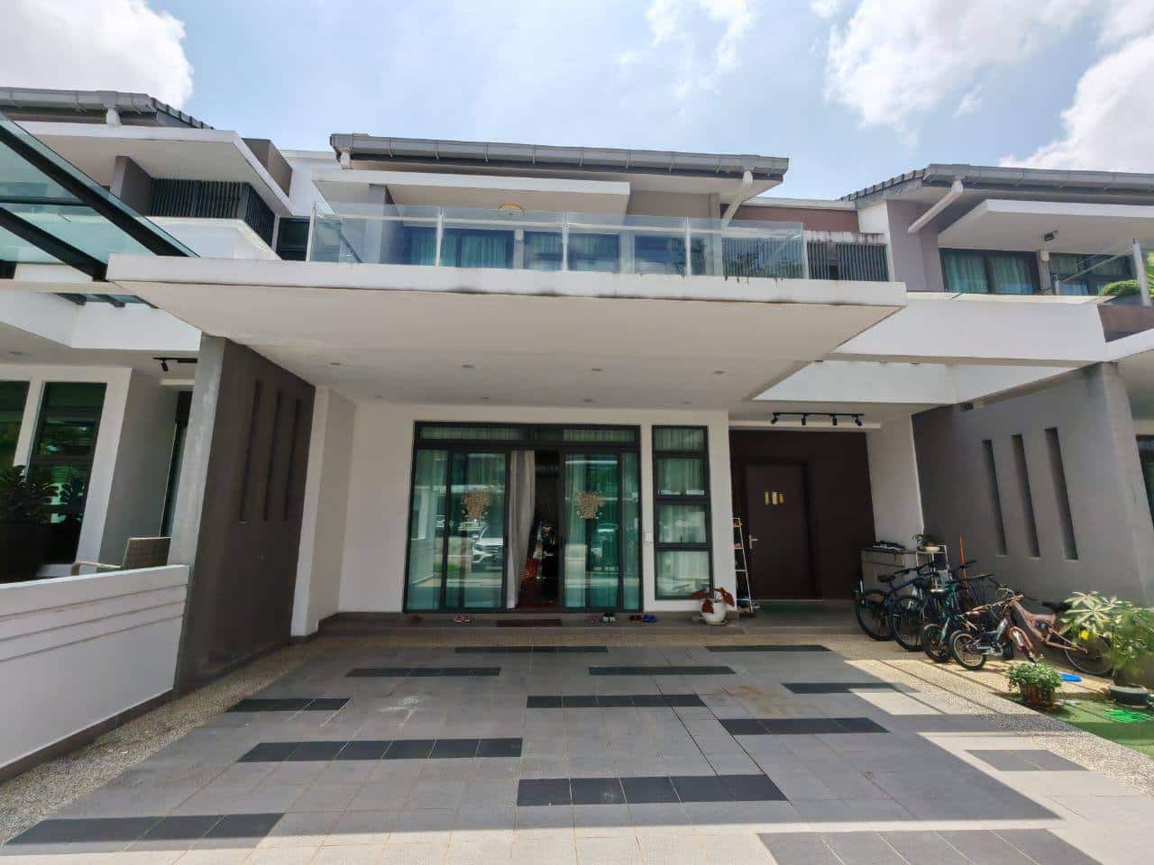 Double Storey Superlink Estuari Garden