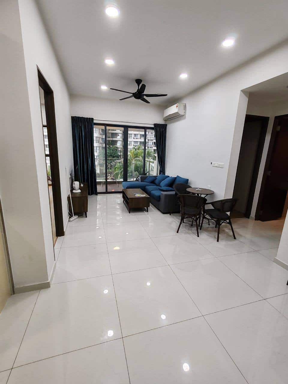 Condo Country Garden KingsBay