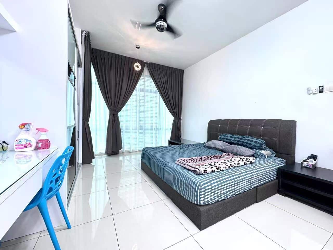 Studio Parc Regency 4