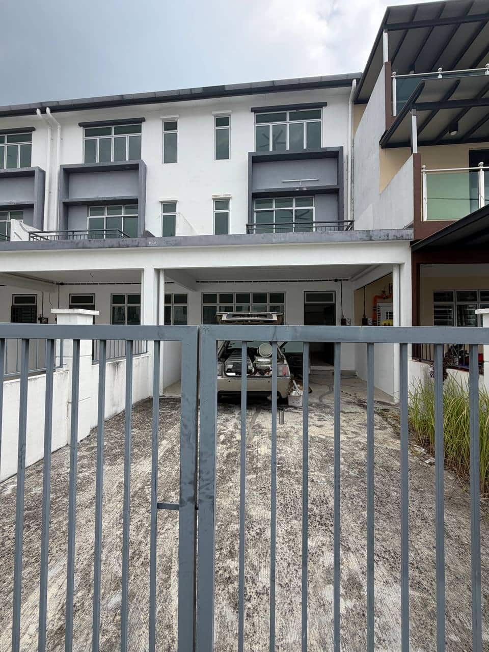 2.5 Storey Pulai Mutiara
