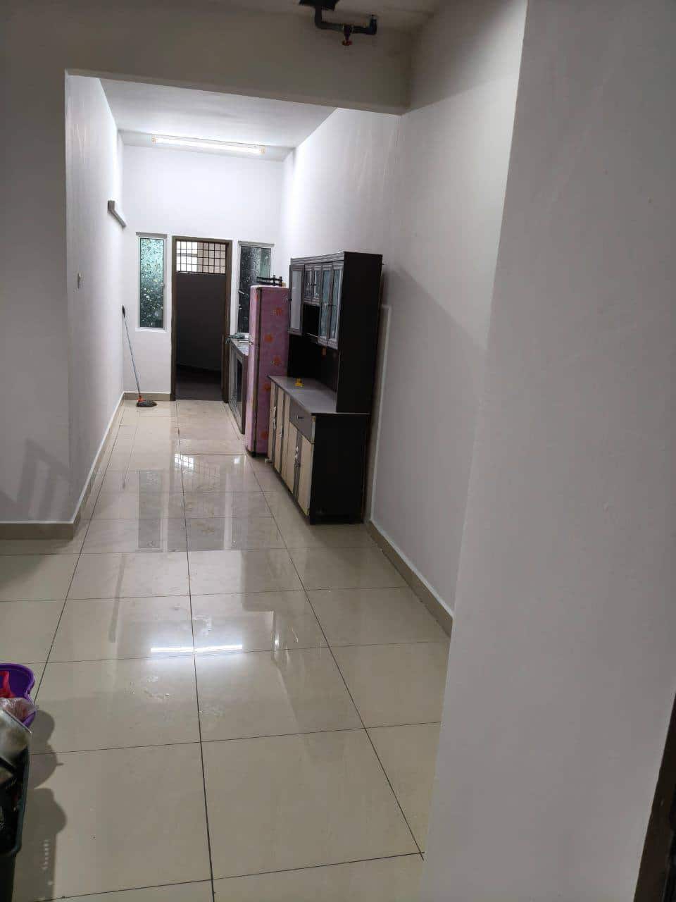 Condo Larkin 4