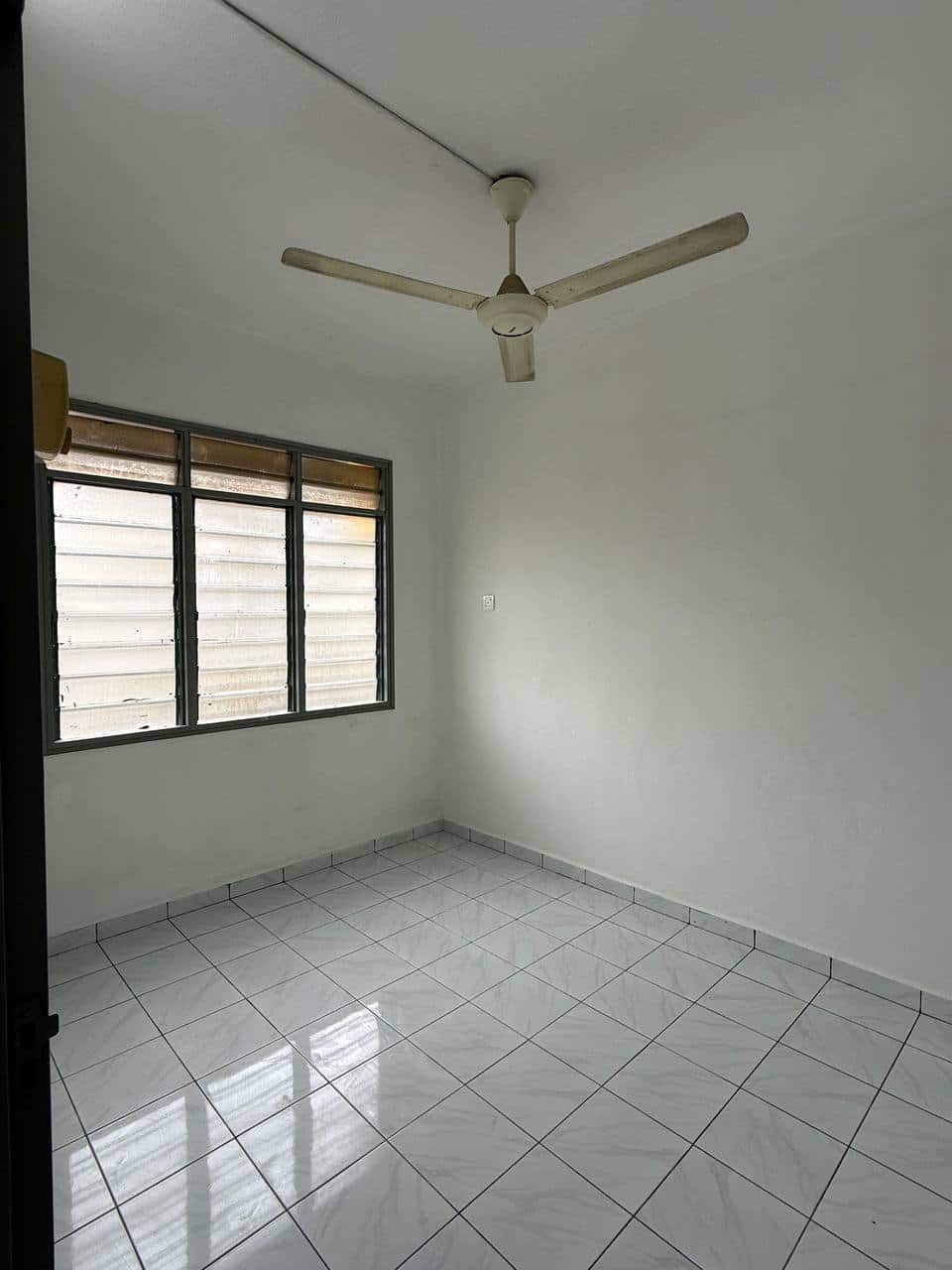 Apartment Taman Perling 6