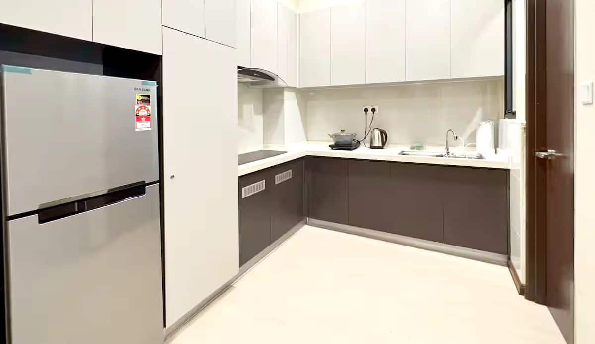 Condo Royal Strand @ Country Garden 6