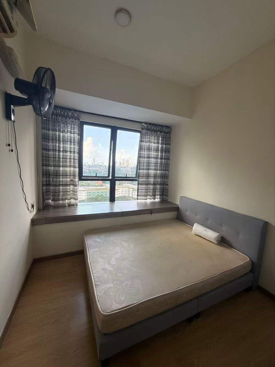 Condominium Bay Point 4