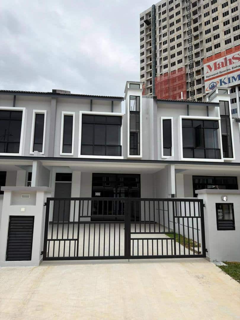 Double Storey Terrace House Alluvia Clymer Setia Eco Cascadia