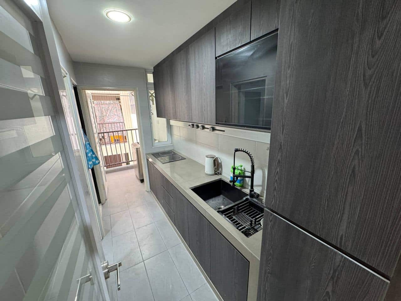 Condo Taman Daya 5