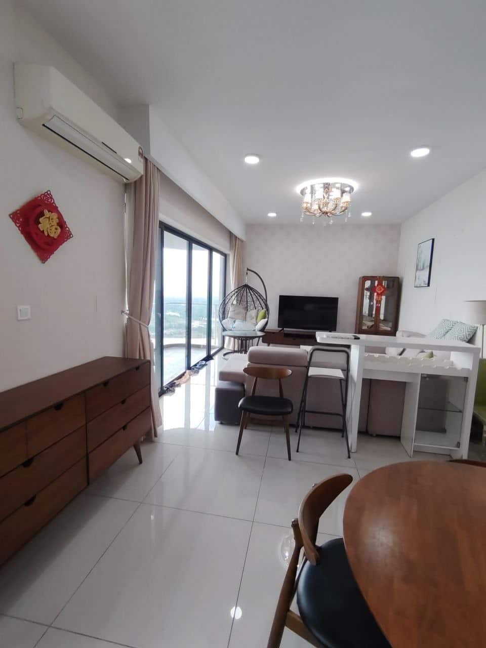 Lovell 13A Country Garden Danga Bay