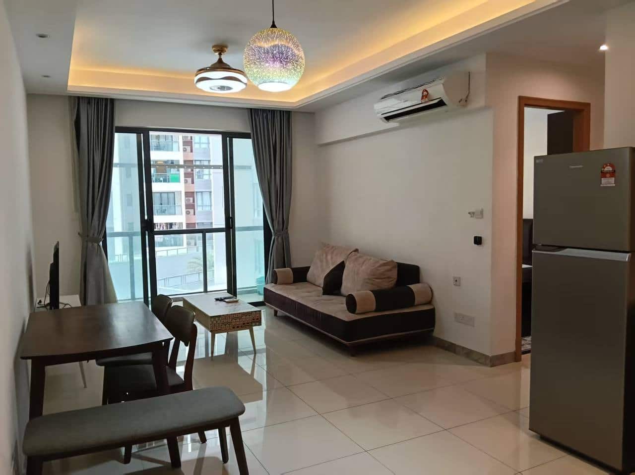Condo R&F Princess Cove